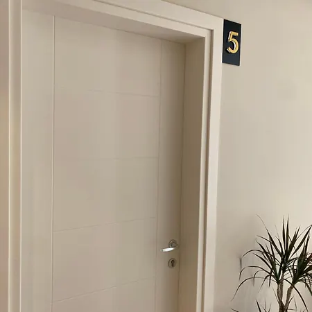Abiori Apartment
